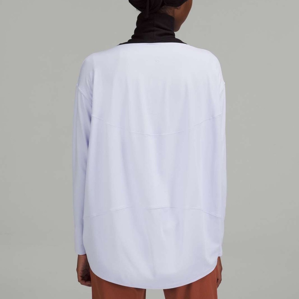 Lululemon Back in Action Long Sleeve Shirt Sz 6 In Pastel Blue